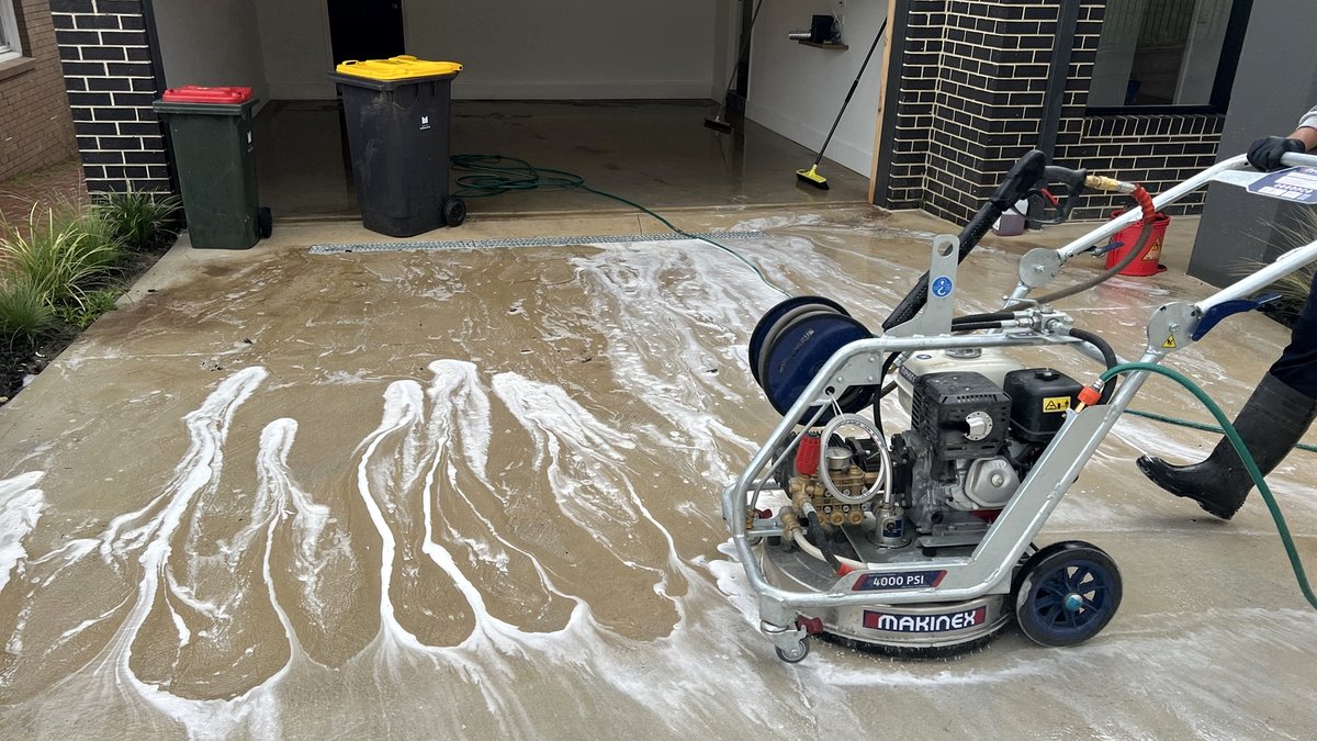 Commercial Garden Maintenance